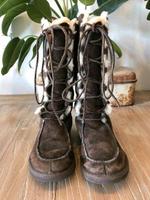 UGG Boots Winterstiefel Wildleder Fell Gr. 39 Leipzig - Marienbrunn Vorschau