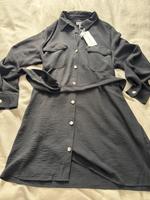 Neu Amisu New Yorker Blusenkleid Gr.42 Bindegürtel Brandenburg - Brandenburg an der Havel Vorschau