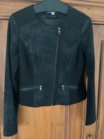 Schwarze Jacke Bayern - Günzburg Vorschau