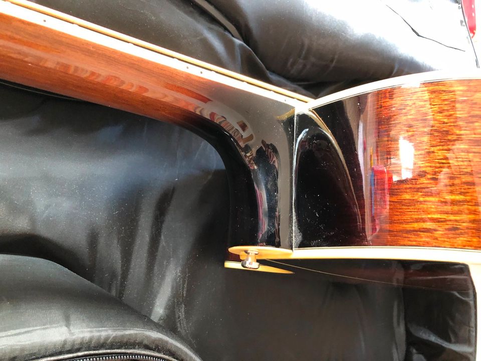 Ibanez Acoustic Bass AE B10 EDVS mit Pickup u Tasche in Olpe