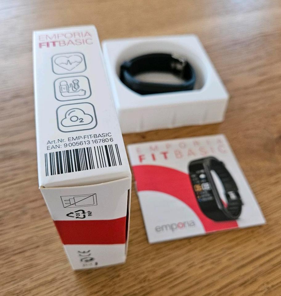 Emporia FIT BASIC_Fitness Tracker schwarz_NEU in Achern