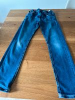 Tommy Hilfiger Jeans Größe 152 Nordrhein-Westfalen - Meerbusch Vorschau