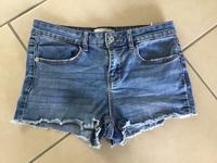 Pimkie Jeansshorts Gr. 32 Hessen - Altenstadt Vorschau