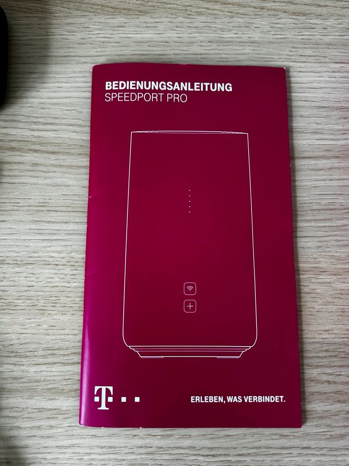 Telekom Speedport Pro Hybrid Router in Oyten