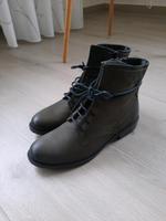 Schnürboots Leder von Tamaris Größe 38 in olivgrün Hessen - Melsungen Vorschau