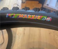 NOS Maxxis Retro MTB Vintage Reifen 26x1,95 Altstadt-Lehel - München/Lehel Vorschau