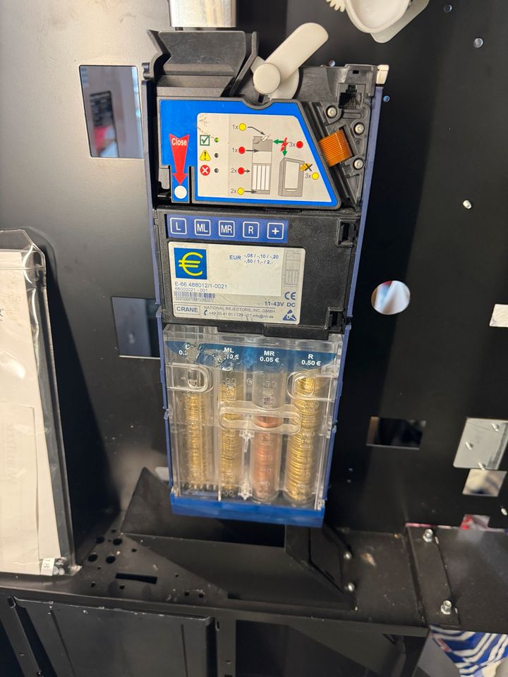 Snack-Getränke Automat von Wurlitzer IVC2 in Hannover