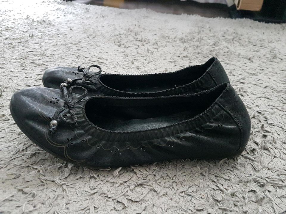 Balerinas Damenschuhe Schuhe Gr. 40 in Borchen