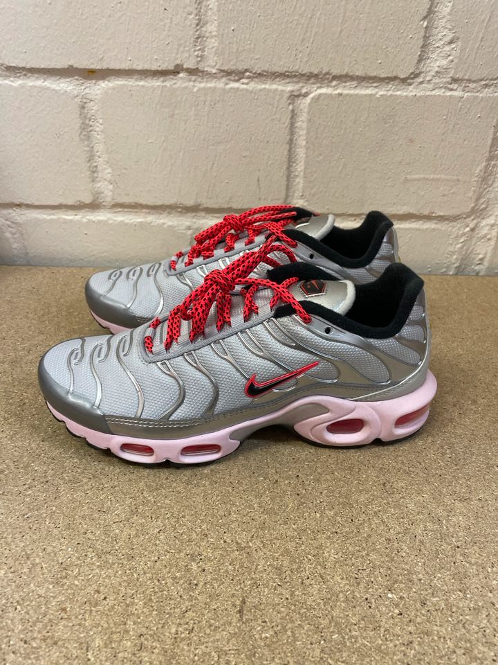 Nike Air Max Plus TN Größe 38 & 38.5 Neu Sneaker Schuhe in Aachen -  Aachen-Mitte | eBay Kleinanzeigen ist jetzt Kleinanzeigen