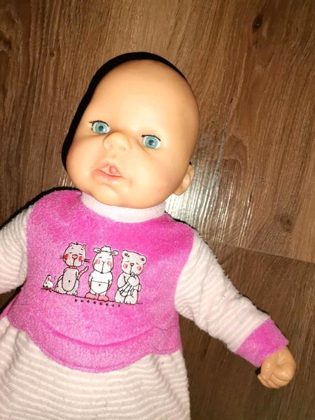 Zapf Creation Chou Chou Puppe lacht weint schläft Augen beweglich in  Schleswig-Holstein - Ammersbek | Puppen günstig kaufen, gebraucht oder neu  | eBay Kleinanzeigen ist jetzt Kleinanzeigen
