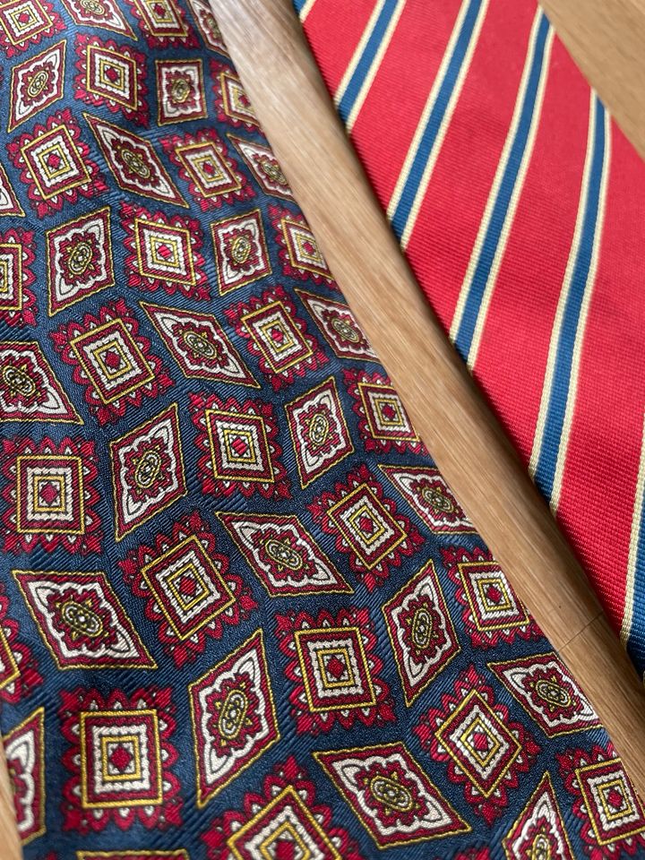 Set Vintage Luxus Armani Seiden Krawatten in Karlsruhe