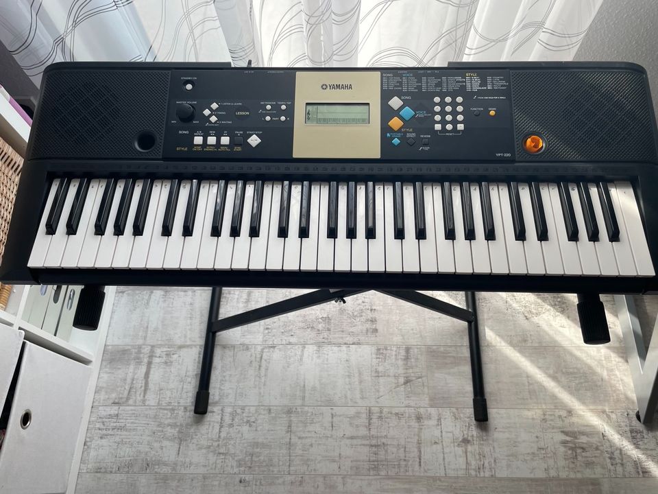 Keyboard von Yamaha in Schwäbisch Gmünd