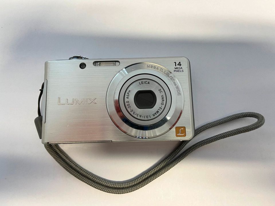 LUMIX Panasonic DMC FS16 Leica Digitalkam., 14MPixel, mit Tasche in Heroldsbach