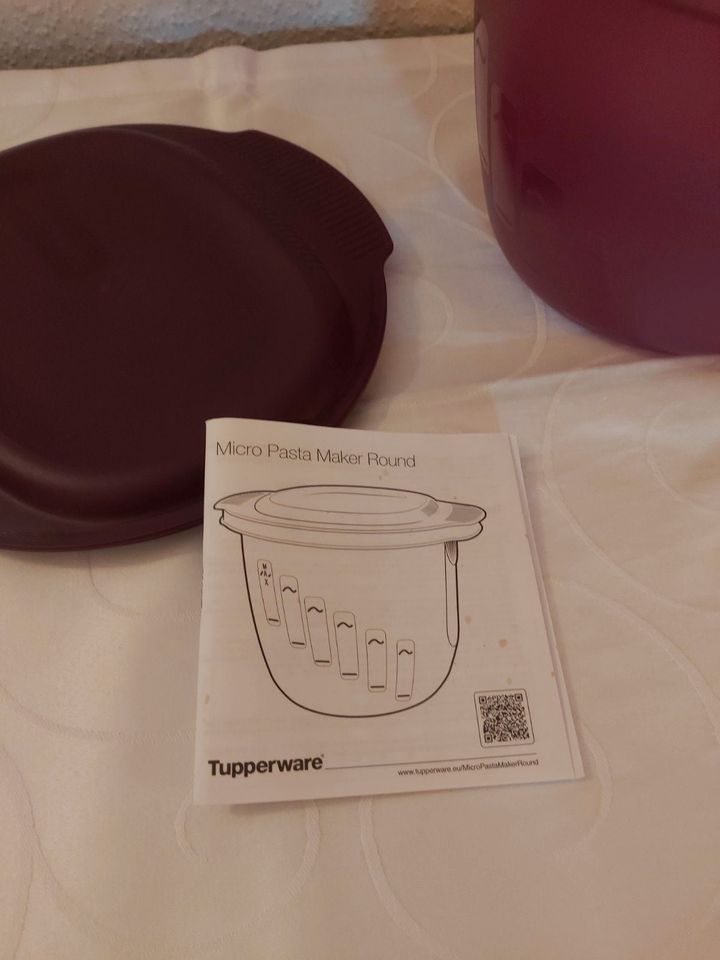 Tupperware Micro Pasta Maker Round in Wuppertal