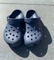 Crocs dunkelblau Größe 30/31 Bayern - Parkstein Vorschau