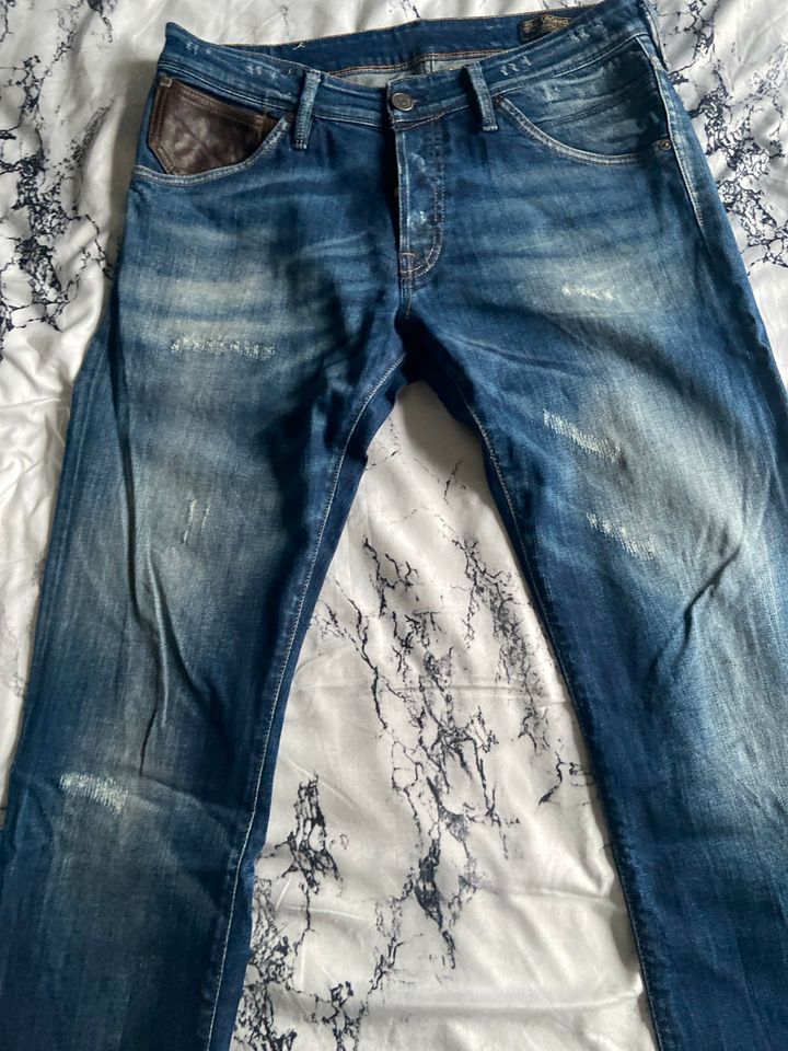 Jack and Jones Jeans, Replay Dsquared Tommy Hilfiger Lévi‘s in Hamburg