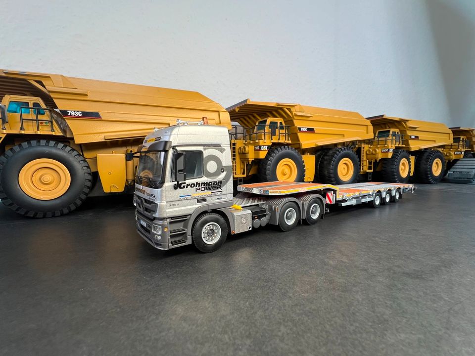 Modell MB Actros MP3 6x4 + Trailer WSI M:1/50 Grohmann in Ratingen