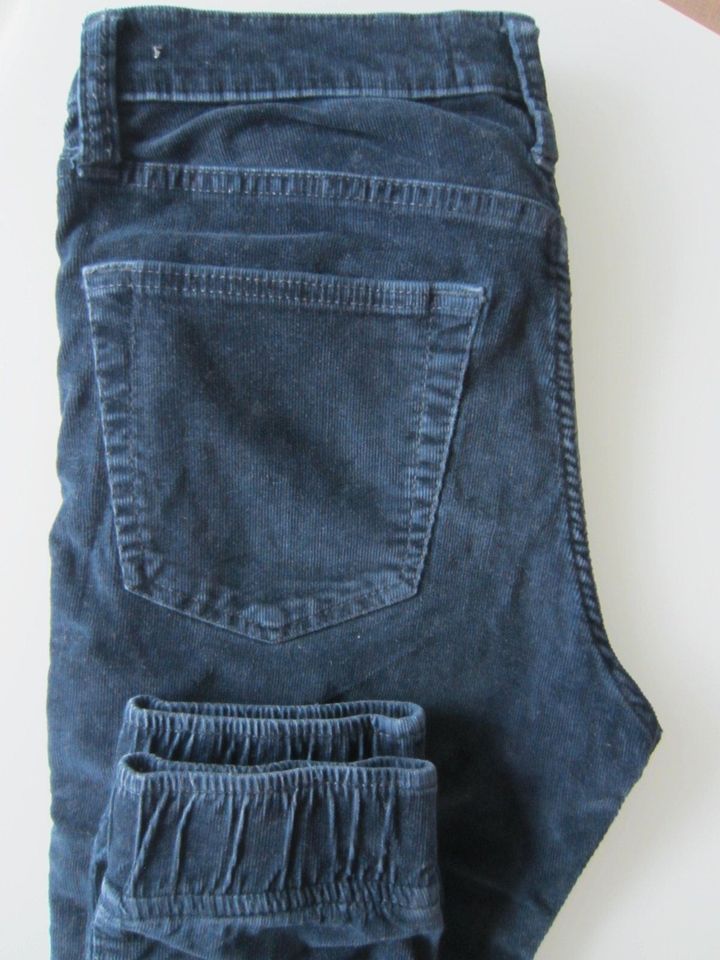 Abercrombie Kids Cordhose Cord Hose Jeans Jogger Hose Gr. 158 in Mannheim