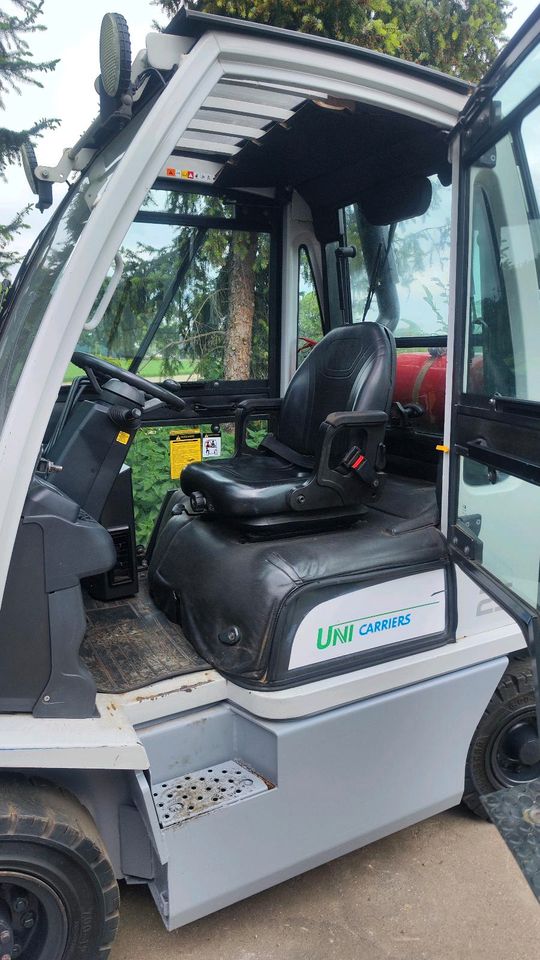 Unicarrier 2.5 Tonnen Treibgasstapler Frontstapler Lagertechnik in Brüggen