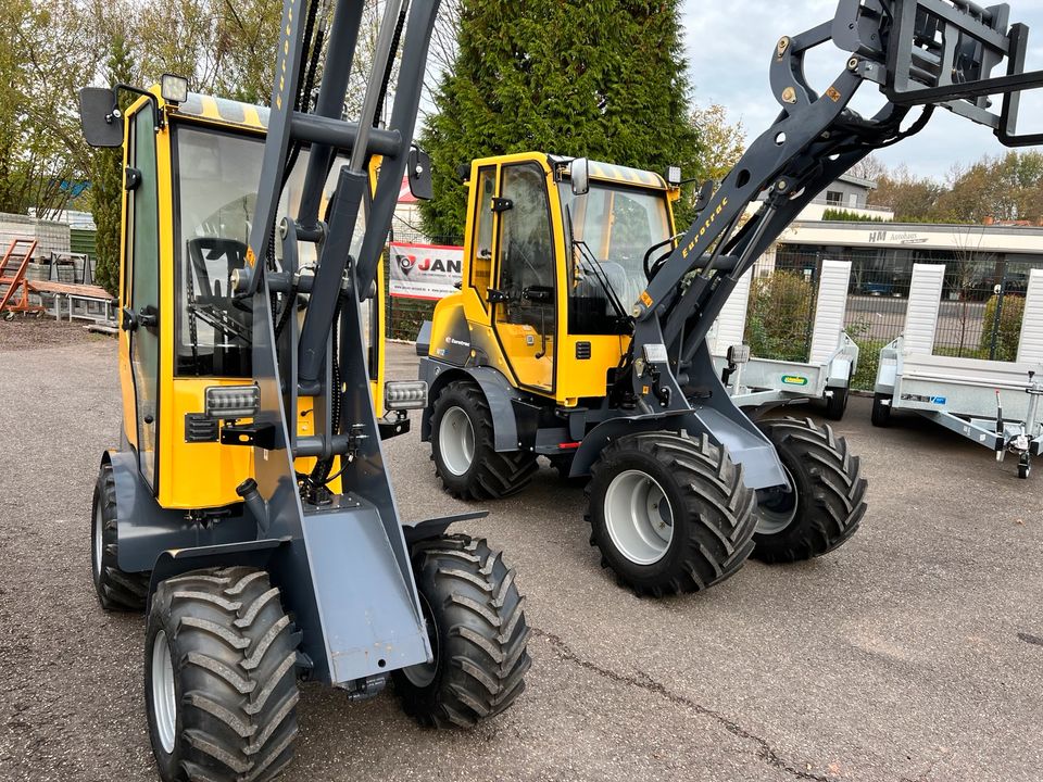 Eurotrac W11 Radlader Hoflader Kompaktlader in Waldmohr