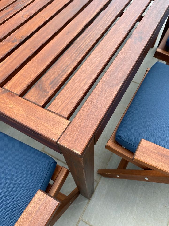 ÄPPLARÖ Ikea Gartenmöbel Set, Tisch mit 8 Stühlen und Bezügen in Königswinter