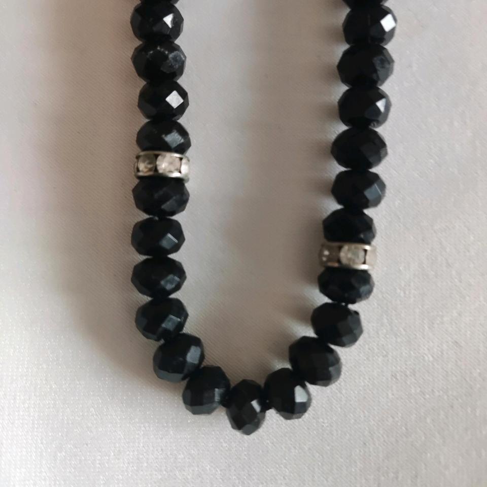 Perlenkette mit Armkettchen Farbe schwarz Modeschmuck in Pfarrkirchen