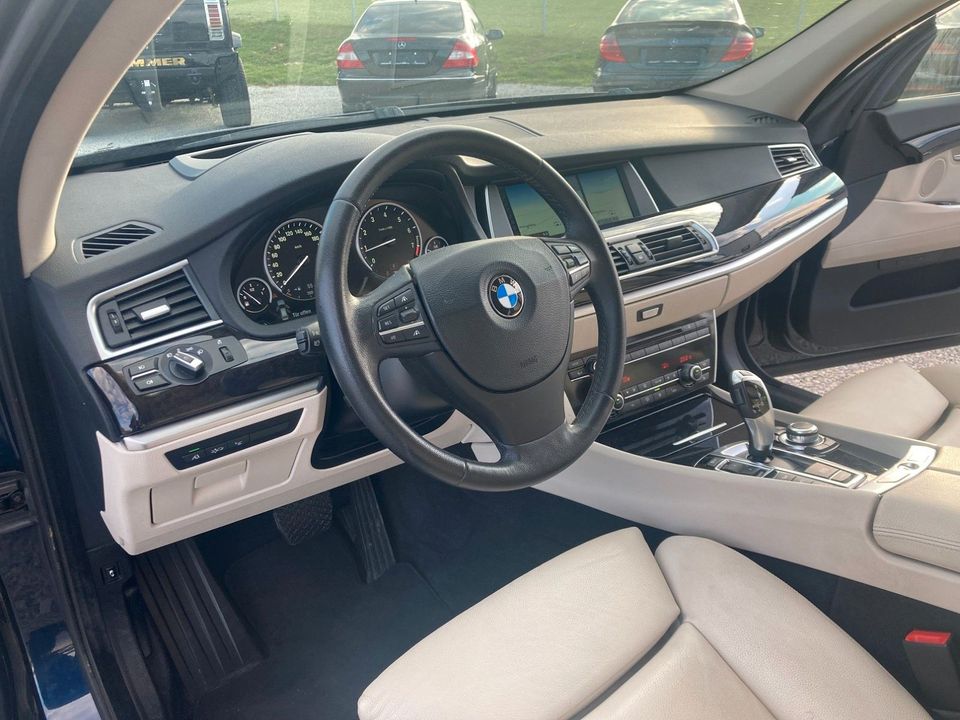 BMW 550i GT V8 xDrive, Navi, Allrad, Pano., Head-Up in Jandelsbrunn