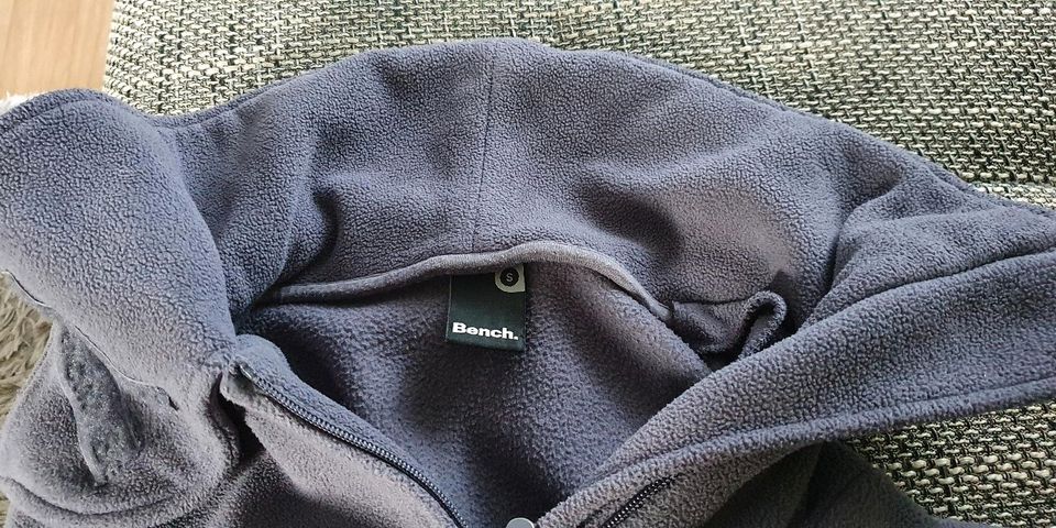 BENCH Fleece-Jacke Größe S in Dresden