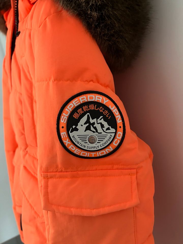 Superdry Skijacke orange in Kaarst