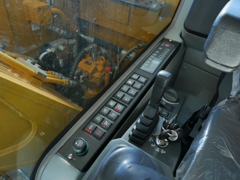 Bagger mieten - SANY SY155U - Kompaktbagger in Stockach