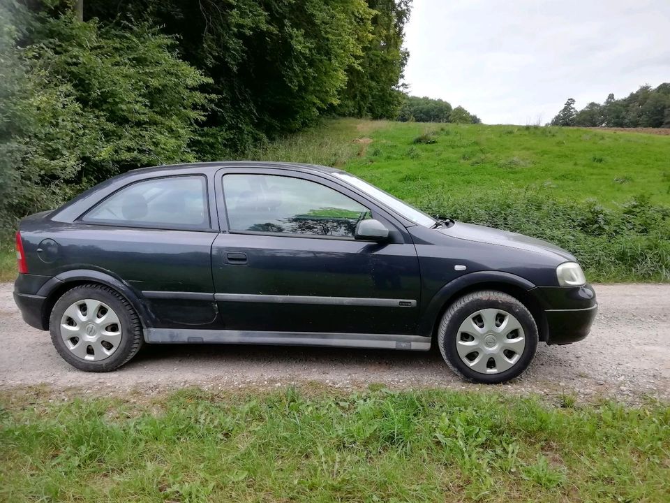 Schlachtfest Ersatzteile Opel Astra G 1.6 16v z266 BJ 1998 Tür in Waldkappel