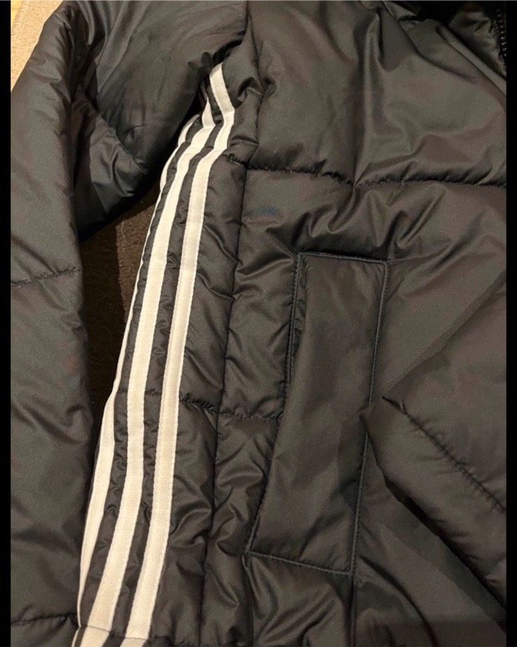 Adidas Jacke xs neu in Rheurdt