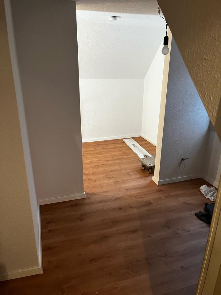 Wohnung | 3 Schlafzimmer, Balkon und Küche Besichtigungen möglich in Menslage