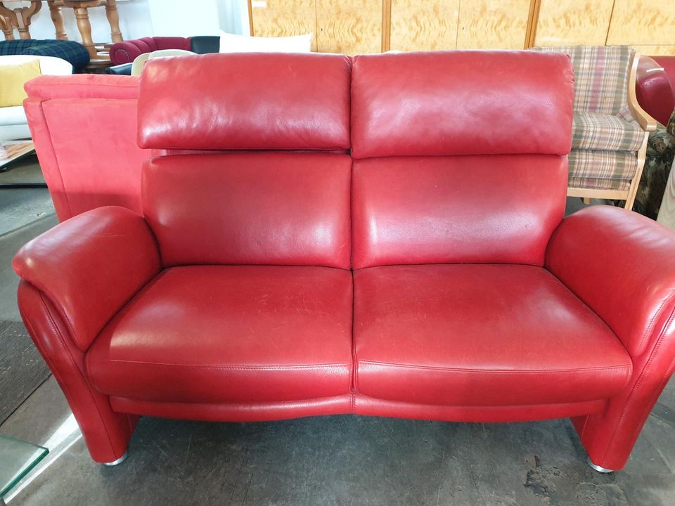 24039RH W. Schillig Leder Couch in rot Zustand gut in Augsburg