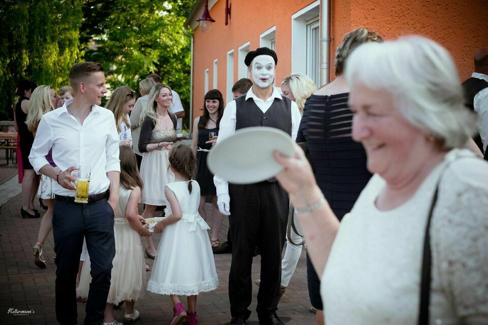 Clown Pantomime für Firmenevent, Geburtstag, Hochzeit, Fest in Berlin