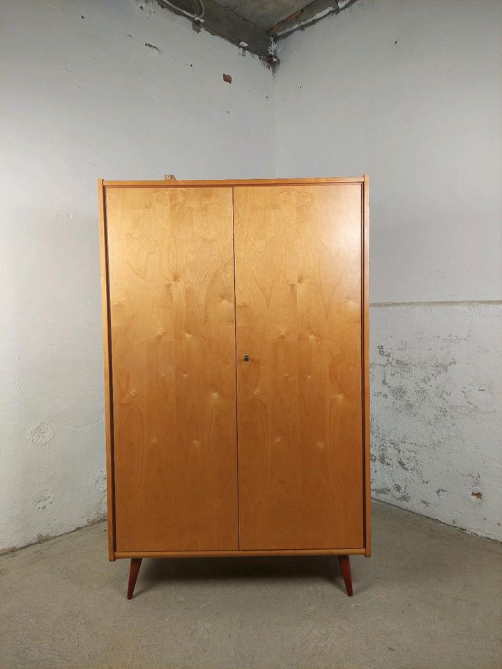 Vintage Kleiderschrank Holzschrank 60er 70er DDR Retro Zeulenroda in Berlin