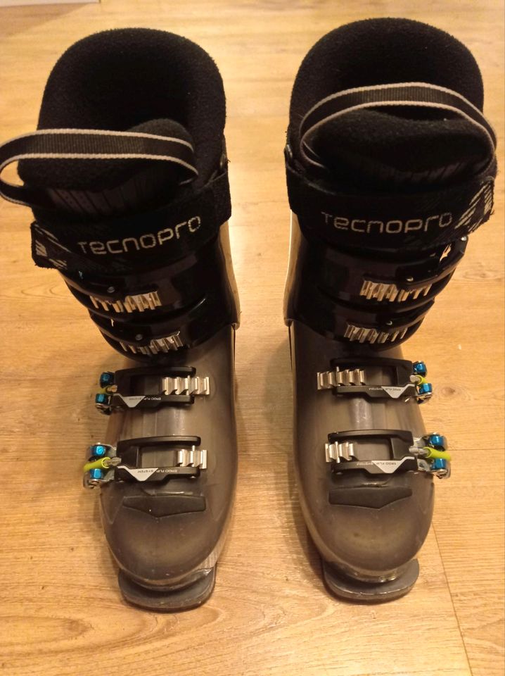 Skistiefel Tecnopro Junior T60 Modo 240/245 Größe 38/38.5 in Hausen Oberfr.