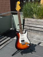 E-Gitarre Squier Vintage Mod. Strat HSS inkl. Gitarrentasche Baden-Württemberg - Leinfelden-Echterdingen Vorschau