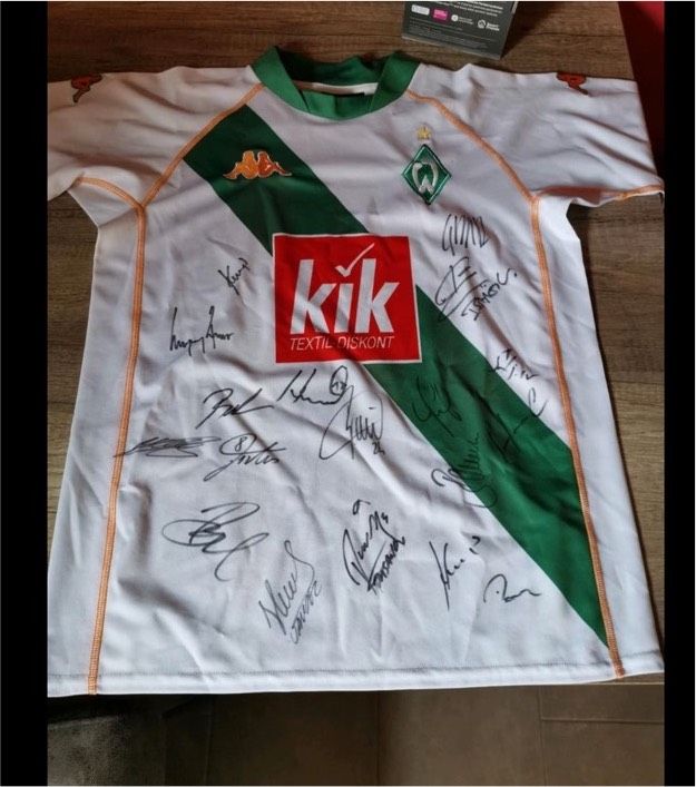 Werder Trikot 2005 mit fast allen Unterschriften! EINZELSTÜCK! in Bremen