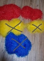 2 Paar Cheerleader Puschel Pompons Handblumen  Sport Kinder ROT Nordrhein-Westfalen - Stemwede Vorschau