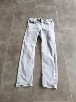 H&M Slim fit Hose Gr. 146 grau Nordrhein-Westfalen - Bedburg-Hau Vorschau