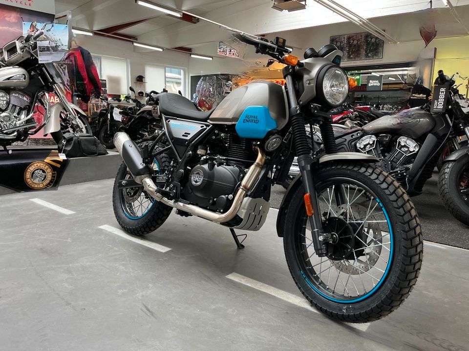 Royal Enfield Scram 411 "SnowSale" Graphite Blue ABS EU5 in Hamburg