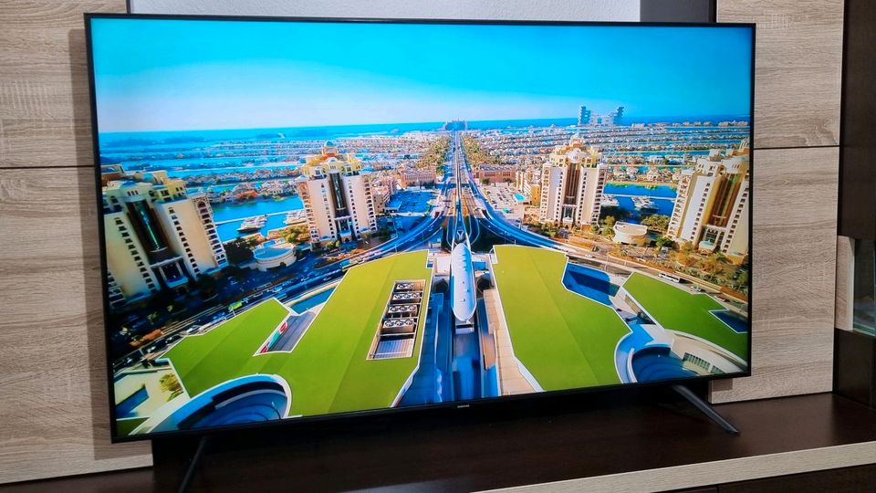 Samsung Smart TV 43 Zoll 109 cm ultra HD 2023 in Berlin