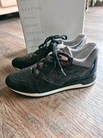 Geox Sneaker Gr.38 39 Shahira schwarz neu Pailletten Wildleder Rostock - Brinckmansdorf Vorschau