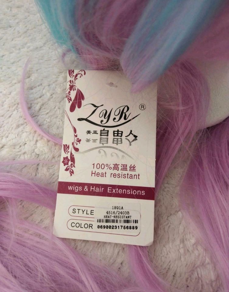 Perücke Wig Blau Lila Violett Cosplay Kostüm Karneval NEU rosa in Melle