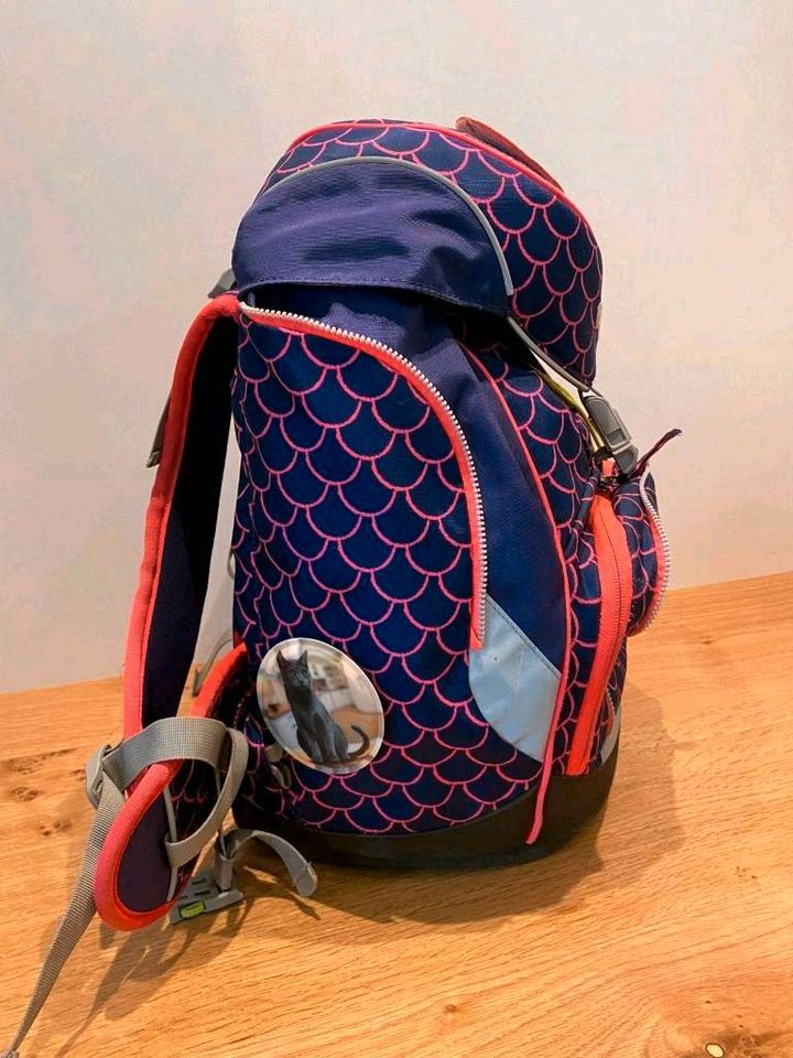 ergobag Perlentauchbär Largo mit Rucksack, Mäppchen + Organizer in Rheinau