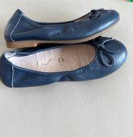 Super Zustand Unisa 30 Ballerinas Sandalen blau Hessen - Biebertal Vorschau