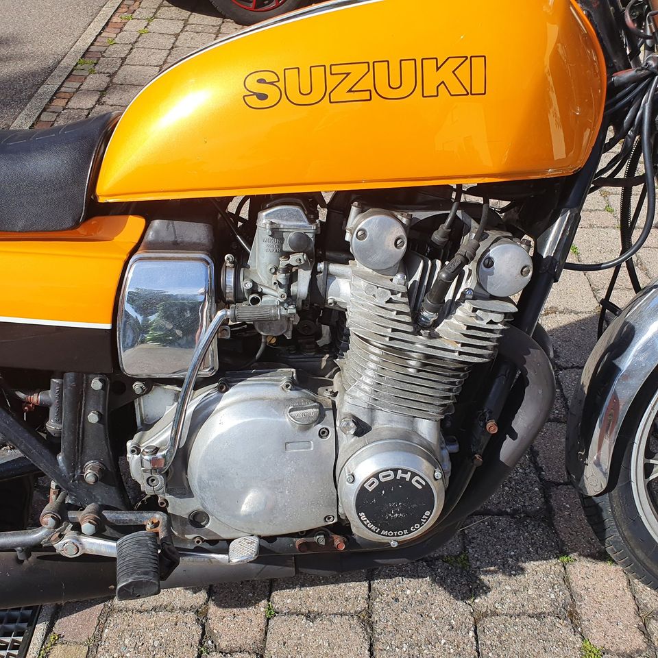 SUZUKI GS 750 E  BJ 1981 in Schönaich