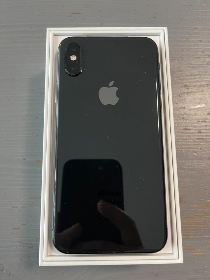 Apple iPhone XS 64GB Black Schwarz Handy Smartfon Smartphone in Berlin