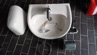 Waschbecken mit Halbsäule Nordrhein-Westfalen - Kirchlengern Vorschau
